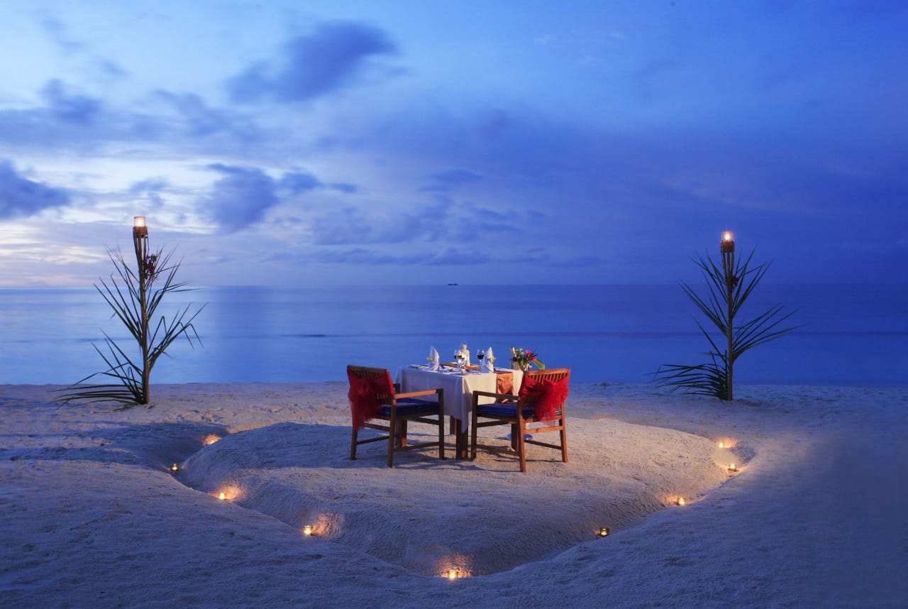 9 Nights, 10 Days
